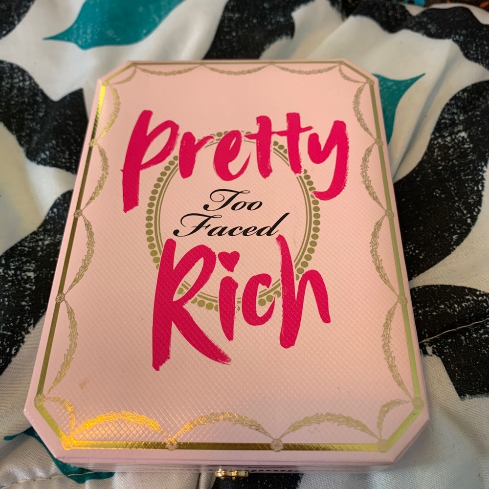 Too Faced Pretty Rich